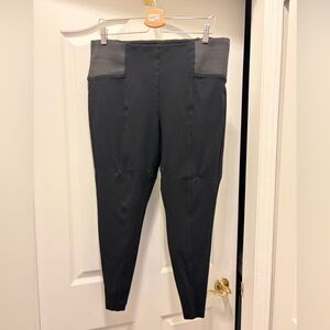 Reitmans Modernfit Black Leggings